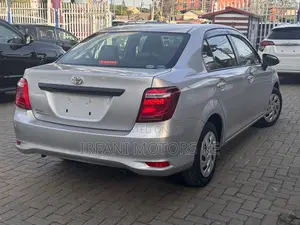 Toyota Axio 1.5 G 2WD 2019 Silver