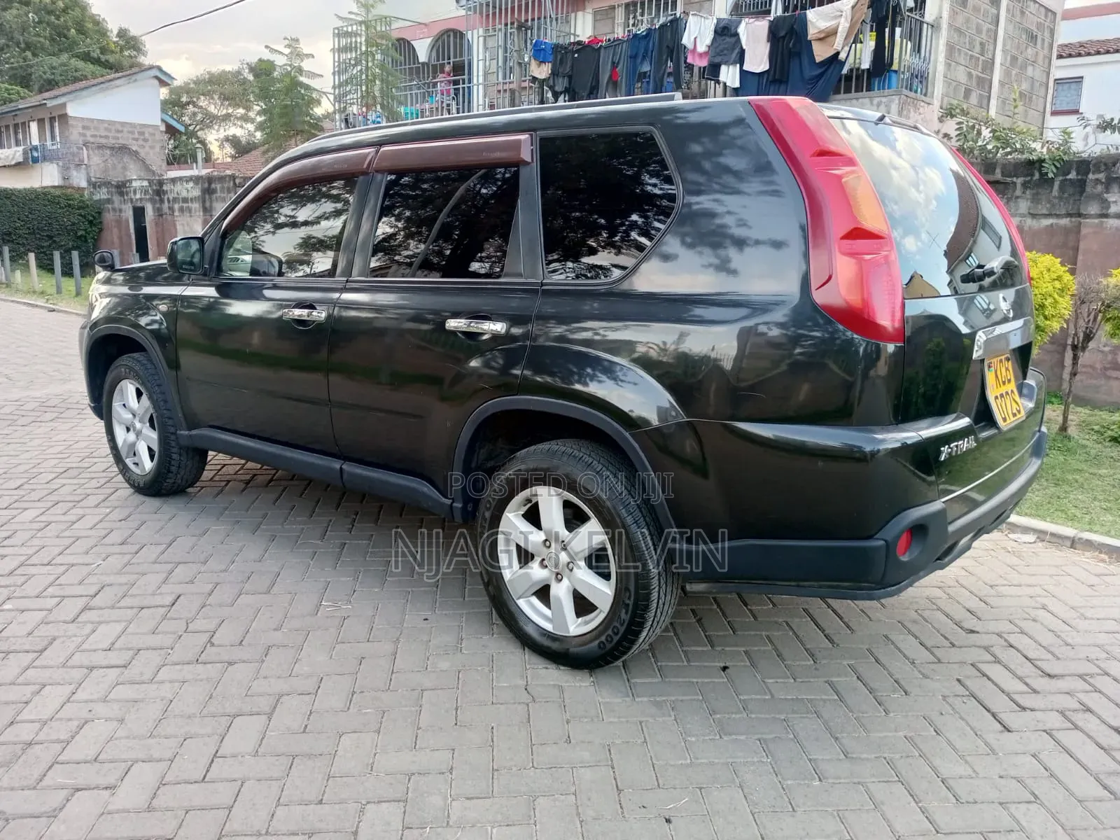 Nissan X-Trail 2.0 Automatic 2008 Black
