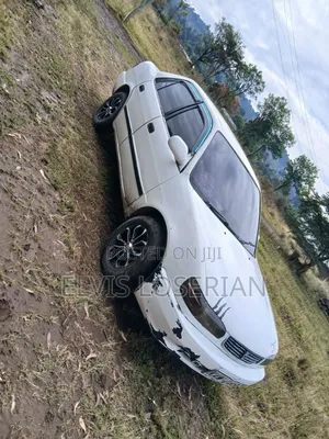 Toyota Corolla Automatic 1997 White