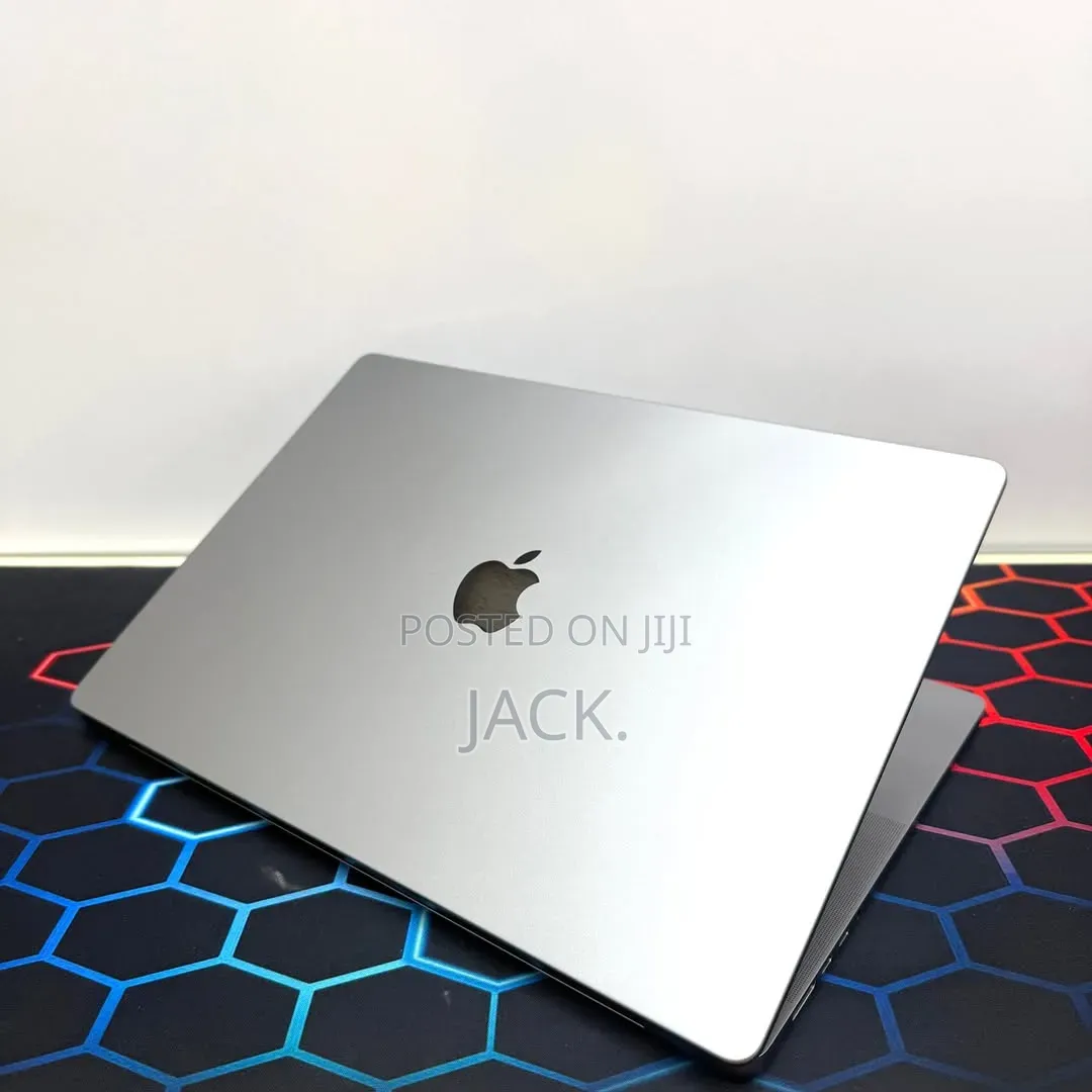 Laptop Apple MacBook Pro 2021 M1 Max 32GB Apple M1 Max SSD 1T