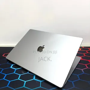 Laptop Apple MacBook Pro 2021 M1 Max 32GB Apple M1 Max SSD 1T
