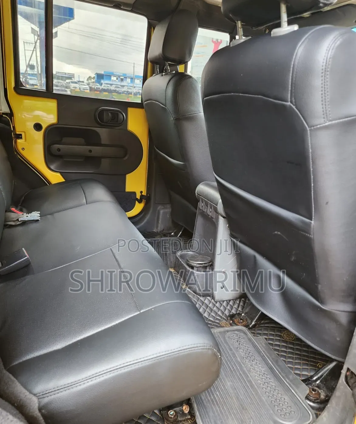 Jeep Wrangler 2010 Yellow