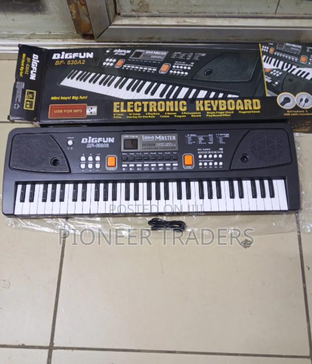 61 Key Keyboard Piano - main view