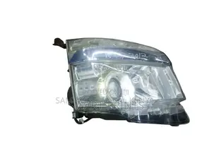 Toyota Voxy Headlight