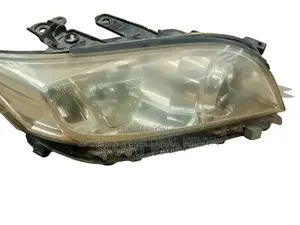 Headlight Toyota Vanguard