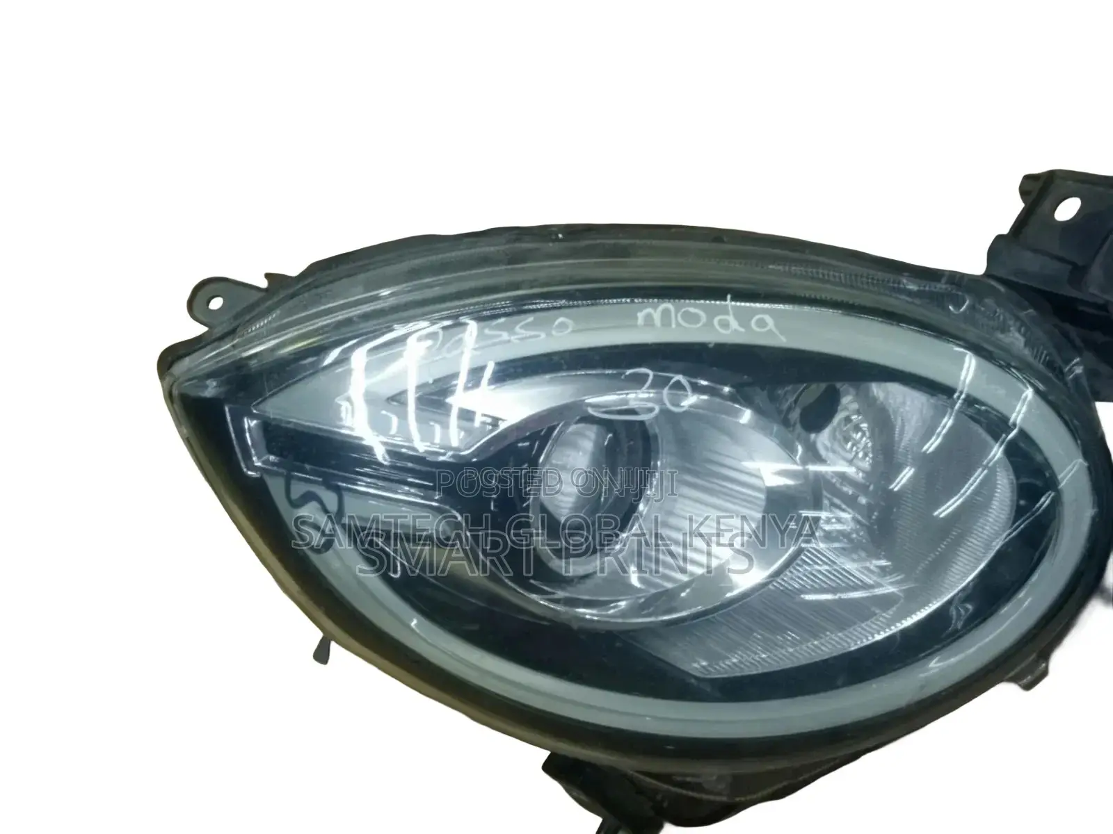 Toyot Moda Passiv Headlight
