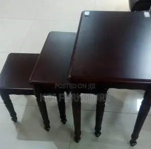 Coffee Table; Mahogany Nesting Coffee Table Set of 3