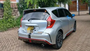 Nissan Note 2016 Silver