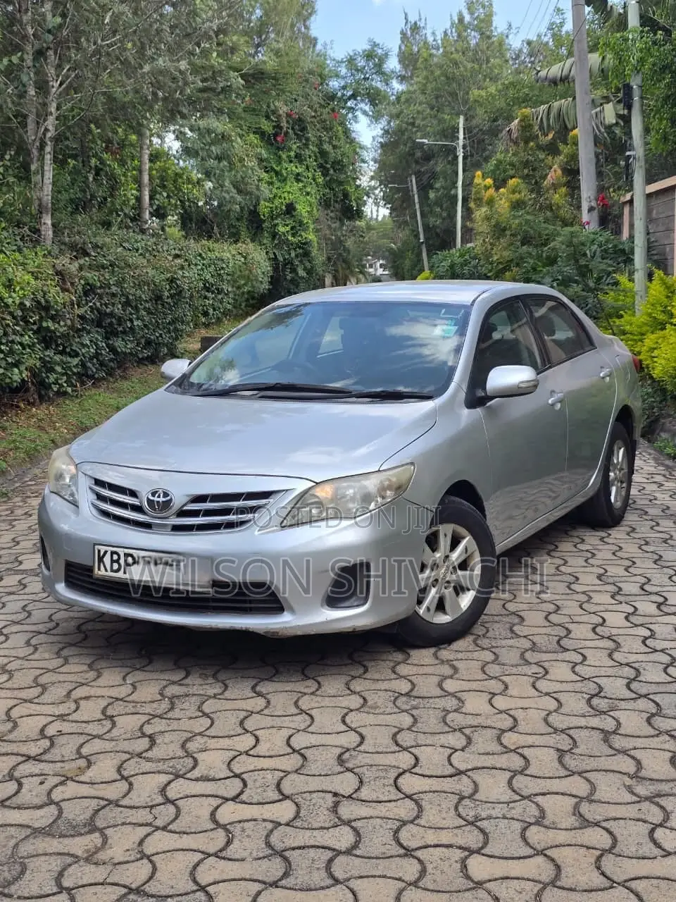 Toyota Corolla 2011 Silver