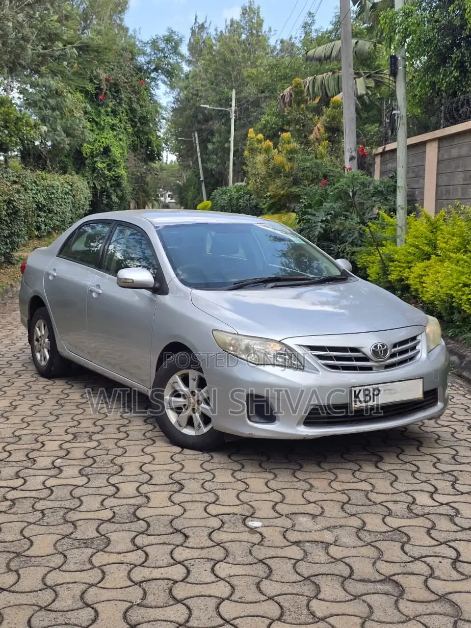 Toyota Corolla 2011 Silver