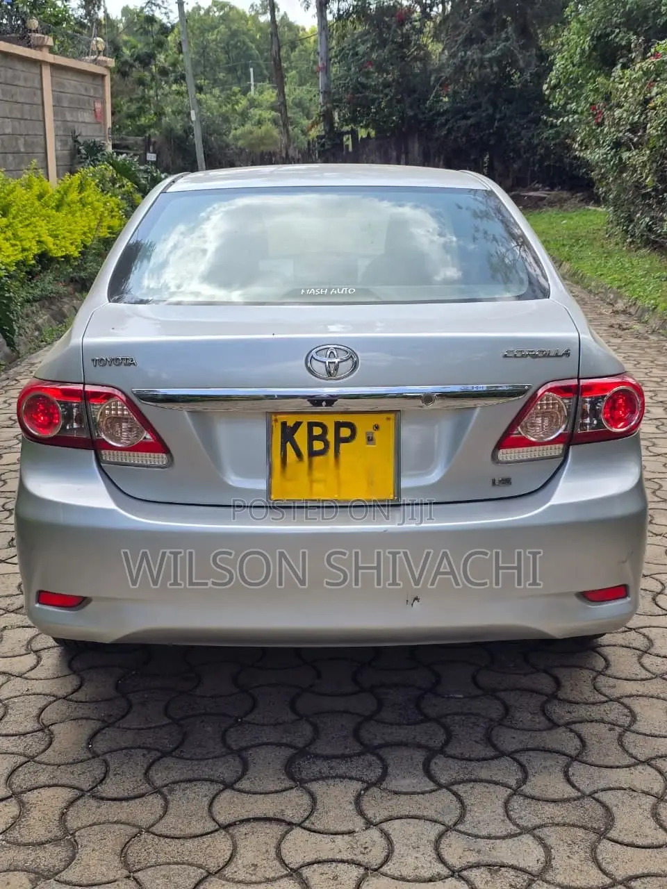 Toyota Corolla 2011 Silver