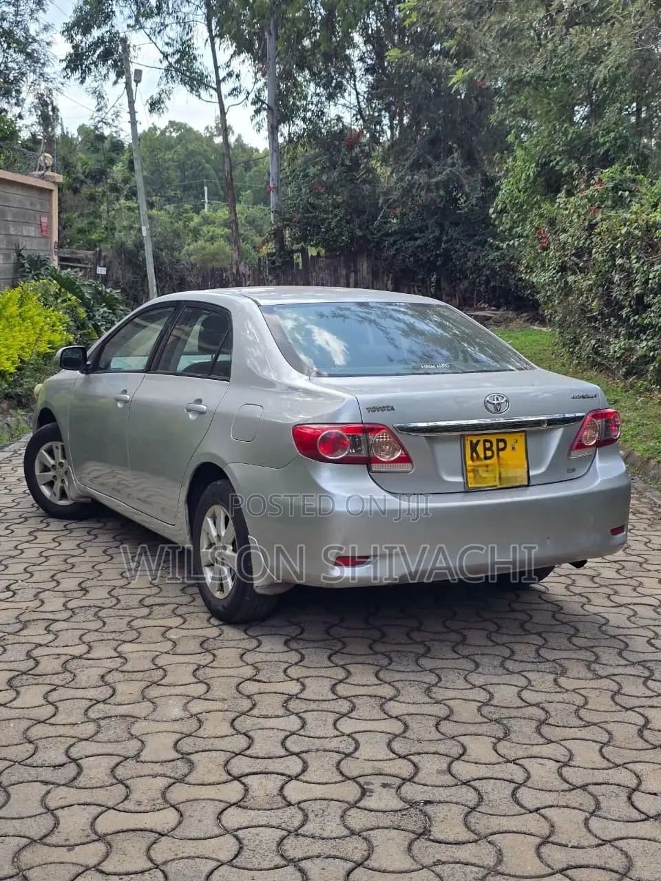 Toyota Corolla 2011 Silver