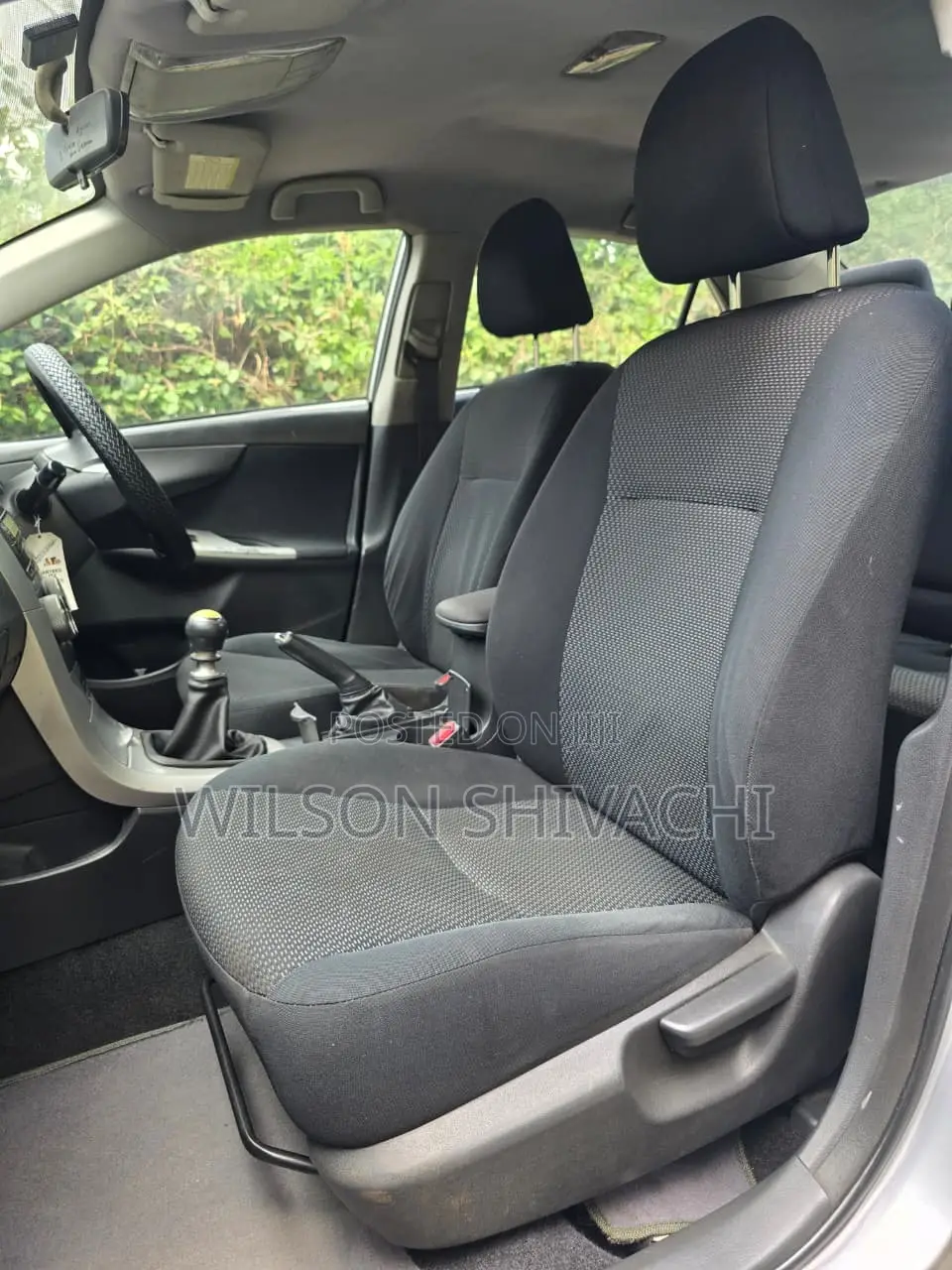 Toyota Corolla 2011 Silver