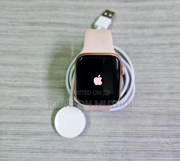 Watch Series 6 40mm - thumbnail 3