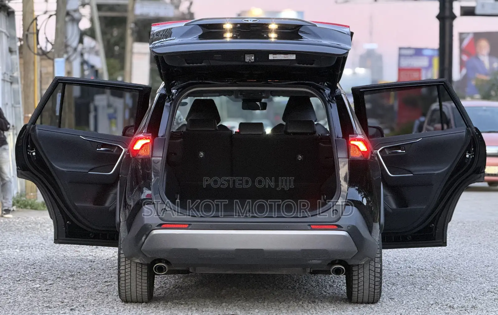 Toyota RAV4 Limited AWD 2019 Black