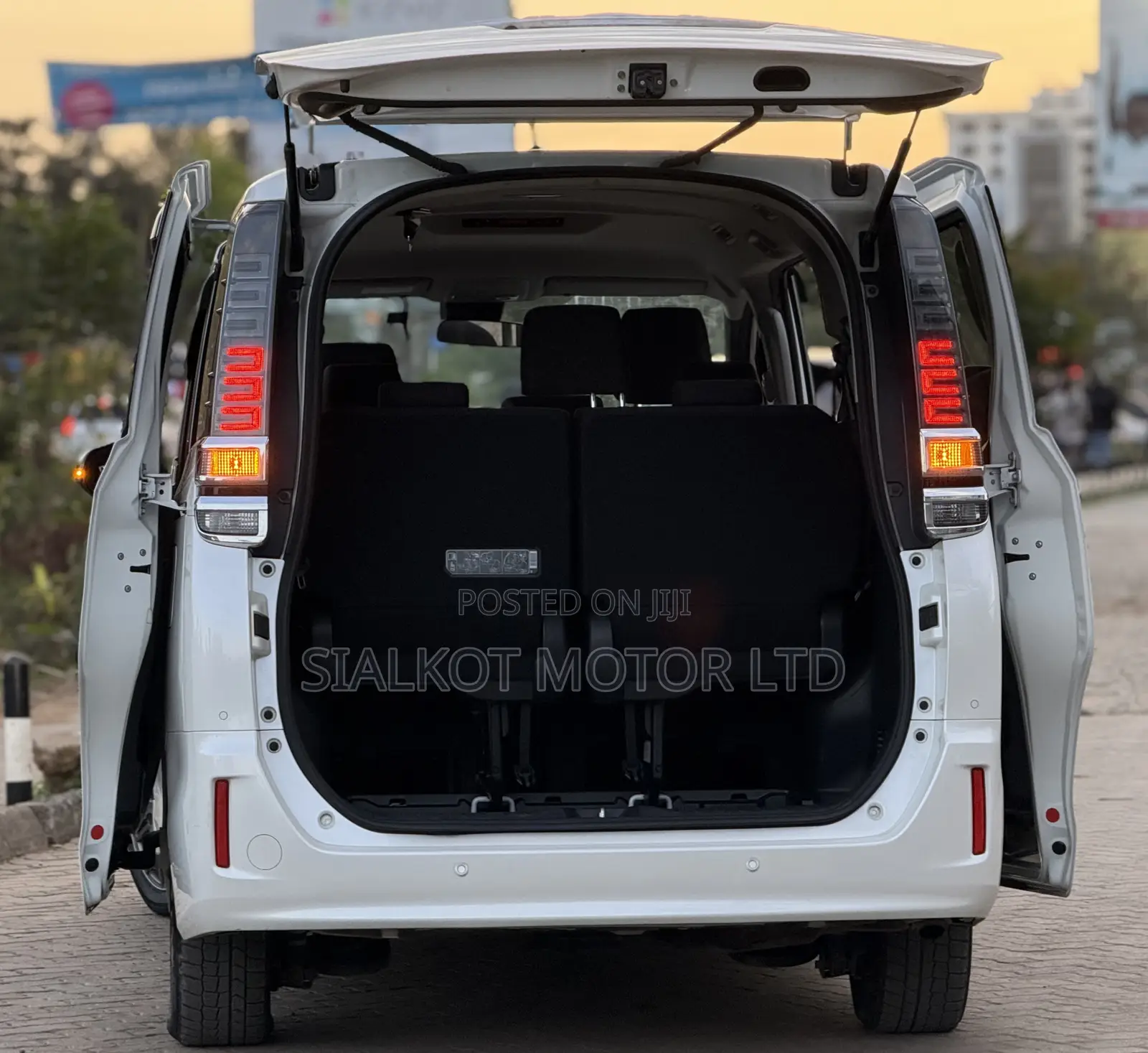 Toyota Voxy 2019 White