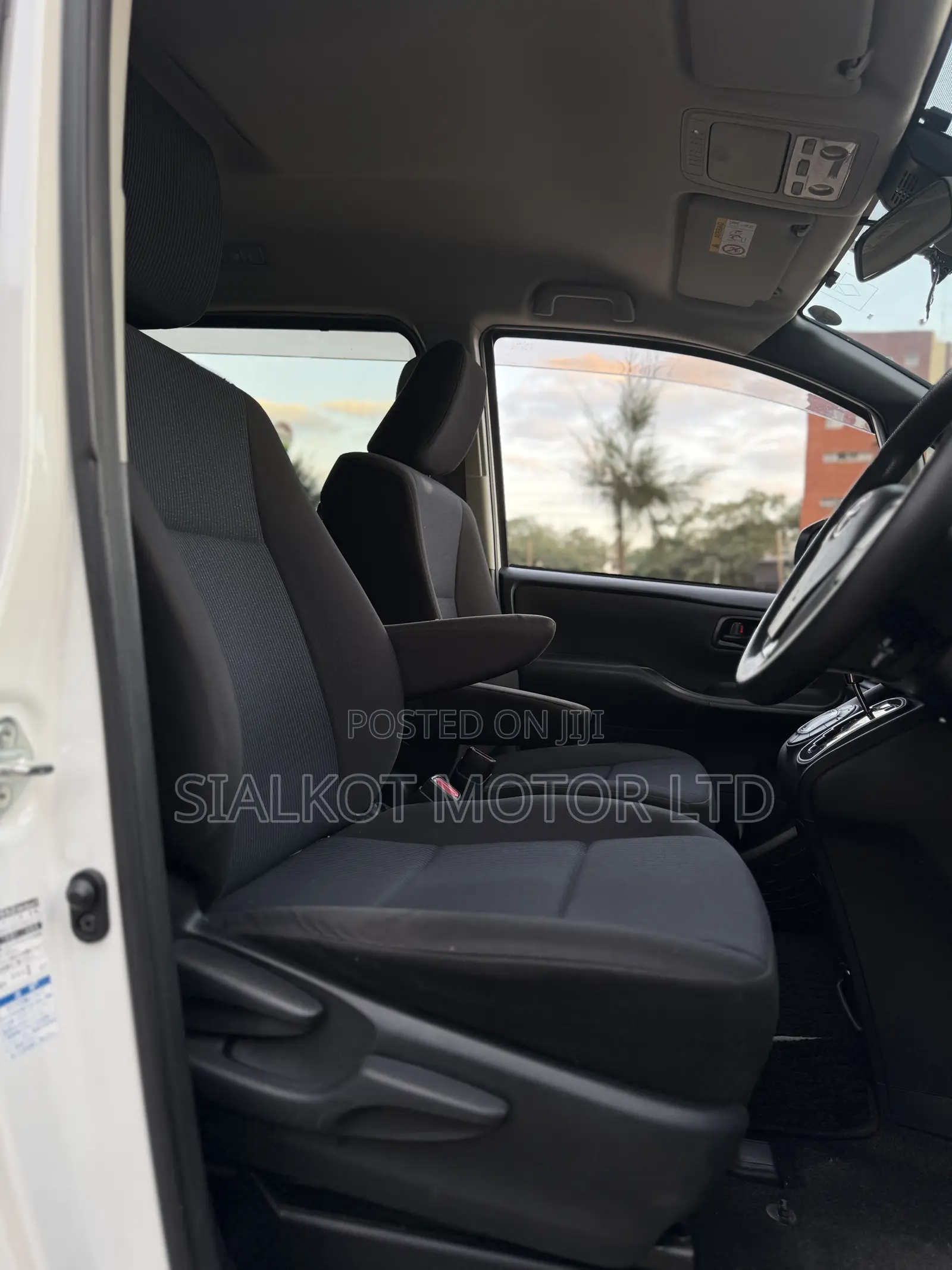 Toyota Voxy 2019 White