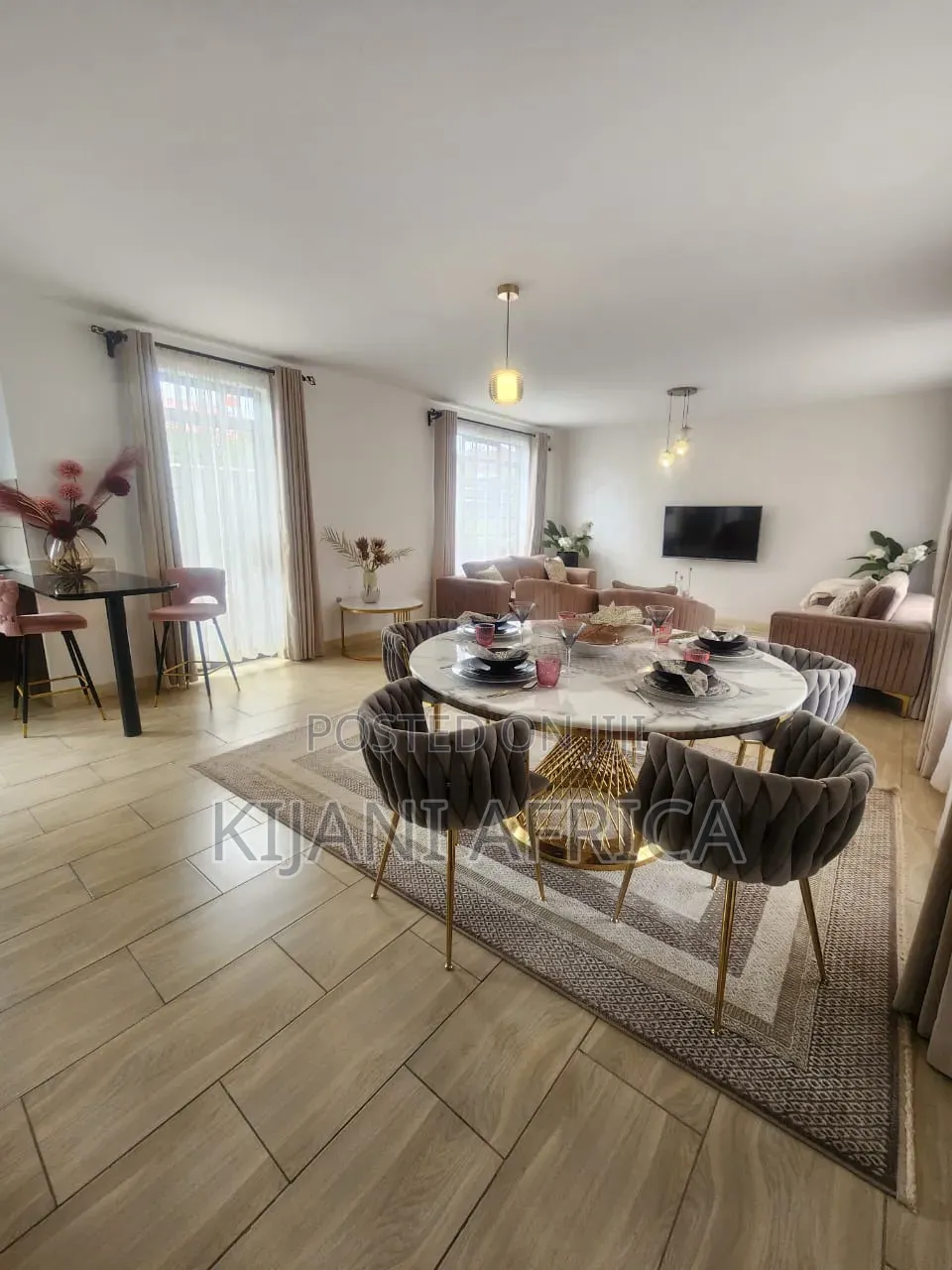 4bdrm House in Gateway Mall Area for rent