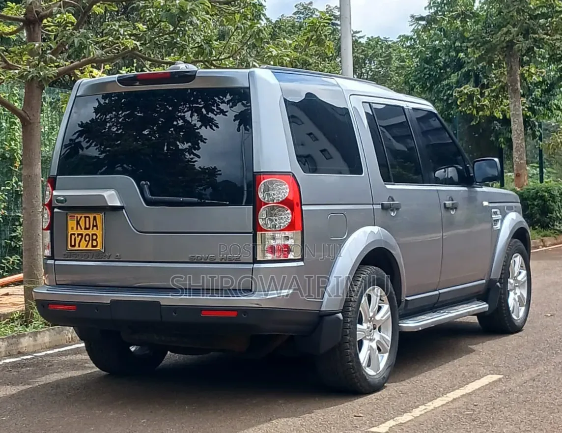 Land Rover Discovery 2013 Silver