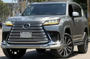 Lexus RX 2022 Silver