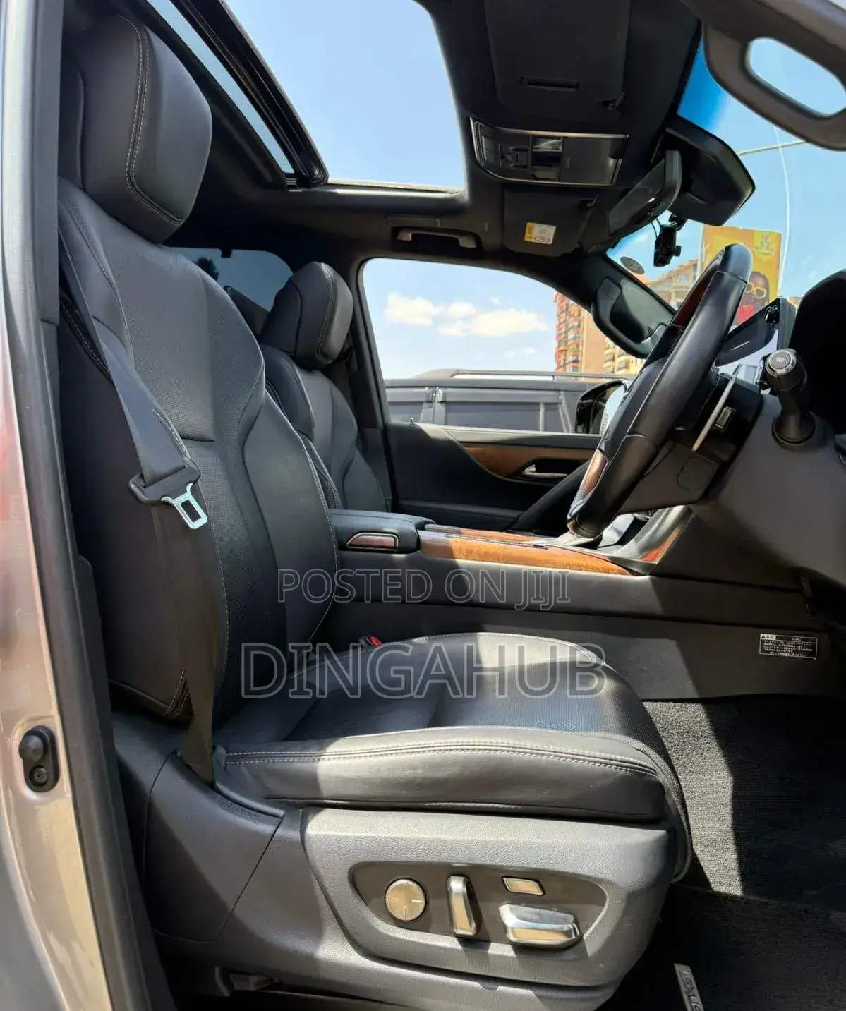 Lexus RX 2022 Silver