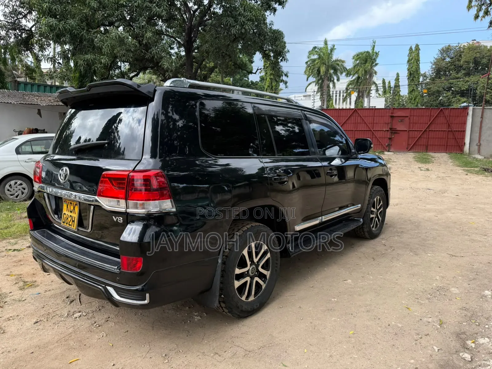 Toyota Land Cruiser 2011 Black