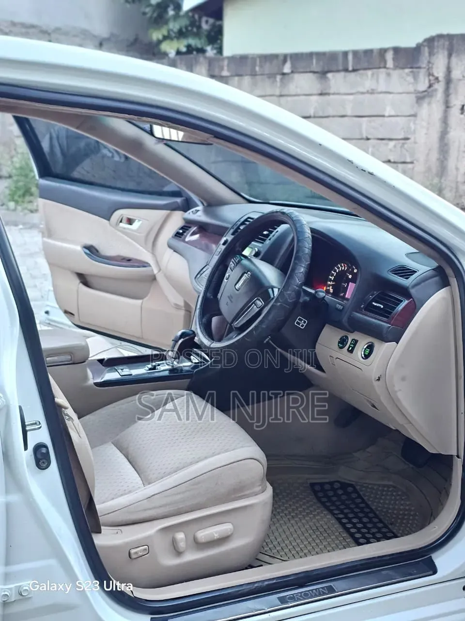 Toyota Crown 2008 White