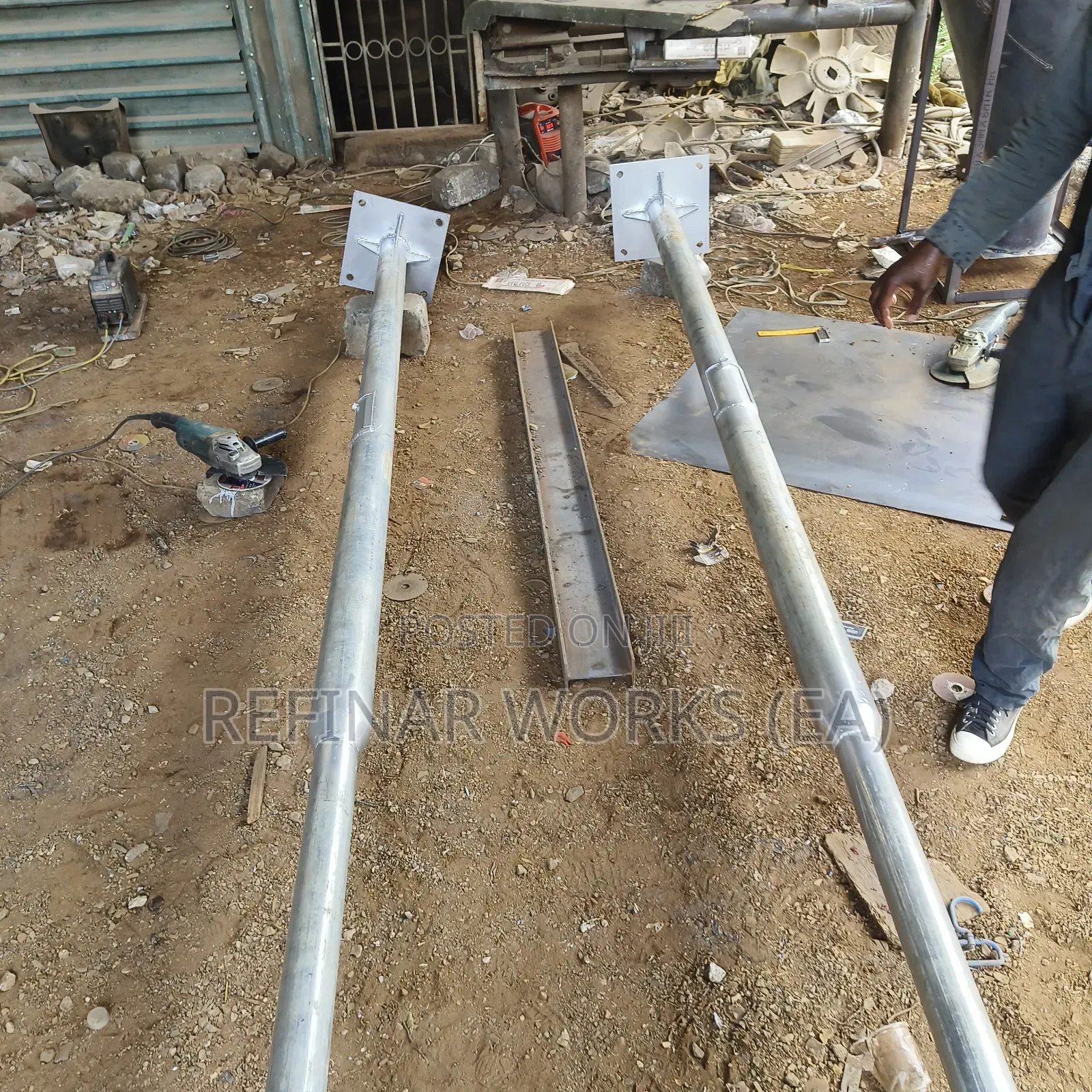 Heavy Duty Street Lighting Poles for Roads and Compounds