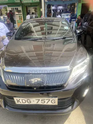 Toyota Harrier 2.0 4WD 2018 Black