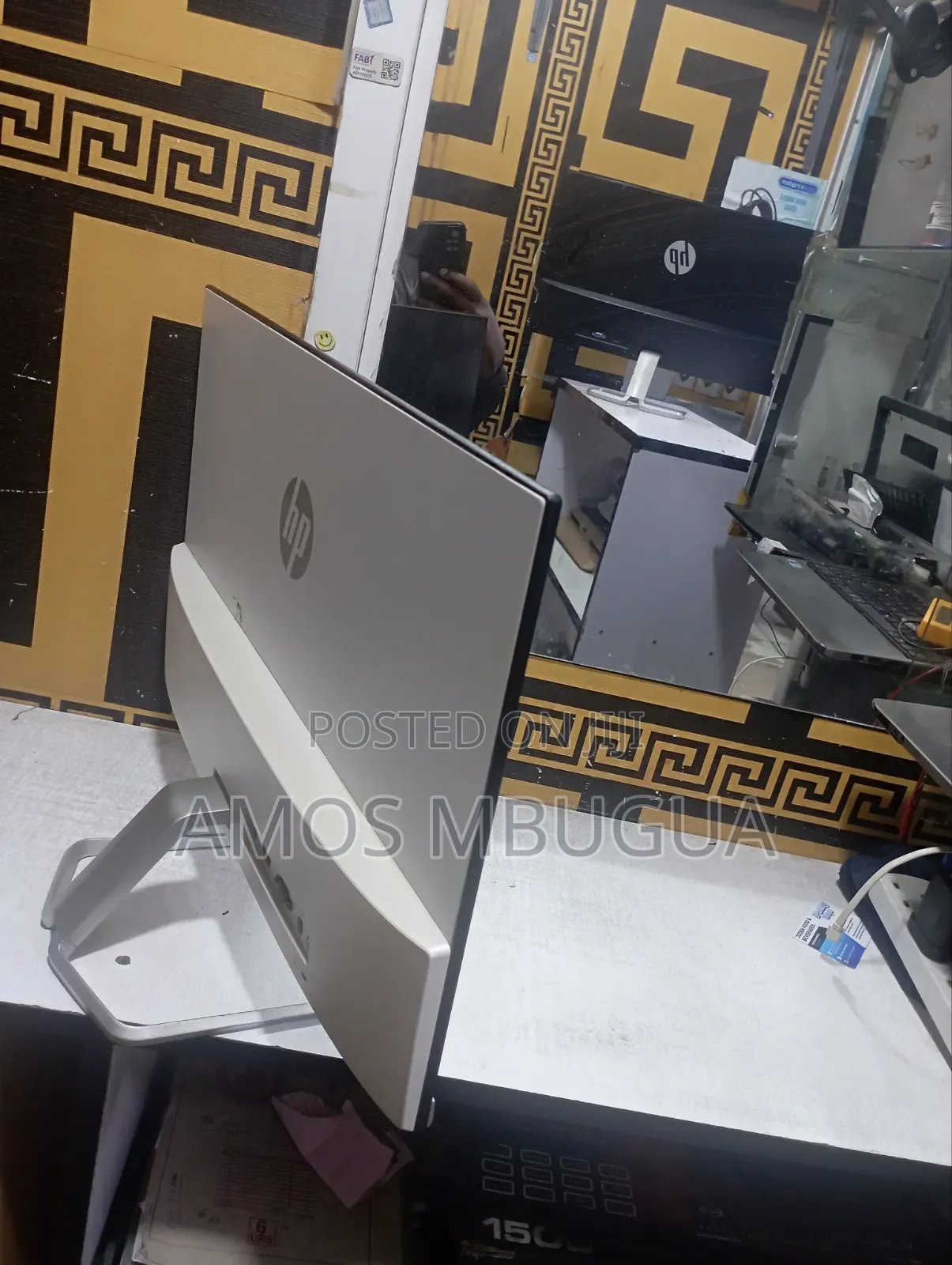 Hp 24 Inch Edge to Edge Monitors