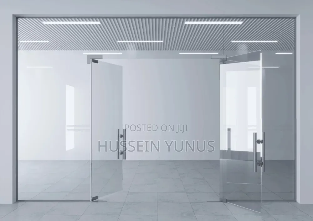 Frameless Office Partition