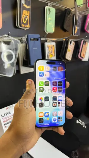 Apple iPhone 15 128 GB Black
