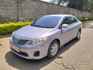 Toyota Corolla 2013 Silver