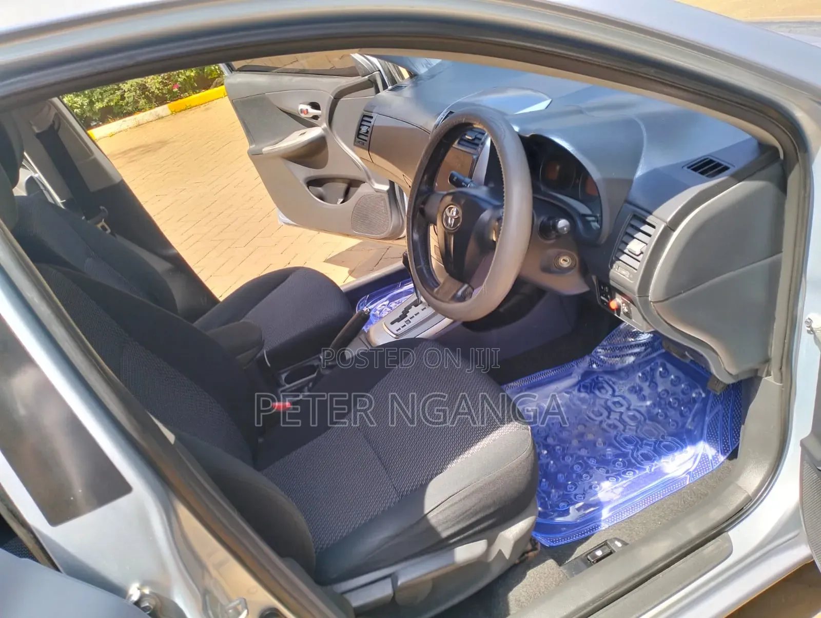 Toyota Corolla 2013 Silver