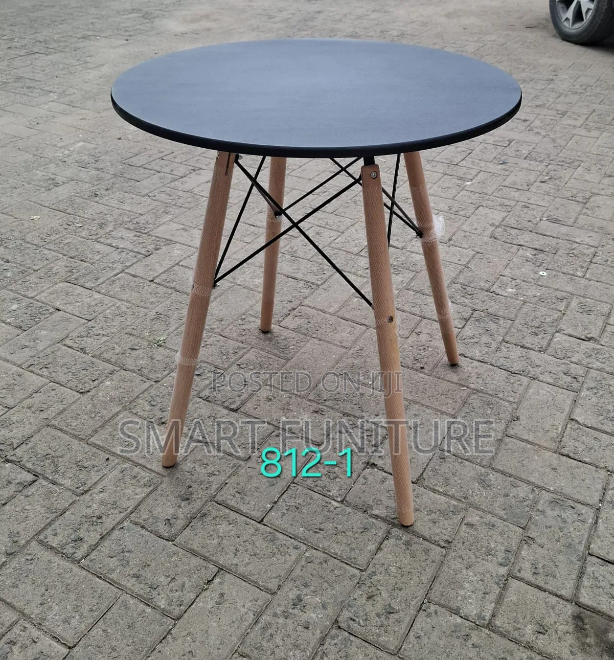 Emes Table Black Emes Table