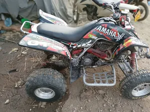 Yamaha 2011 Black