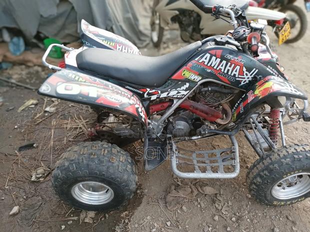 Yamaha 2011 Black - thumbnail 4