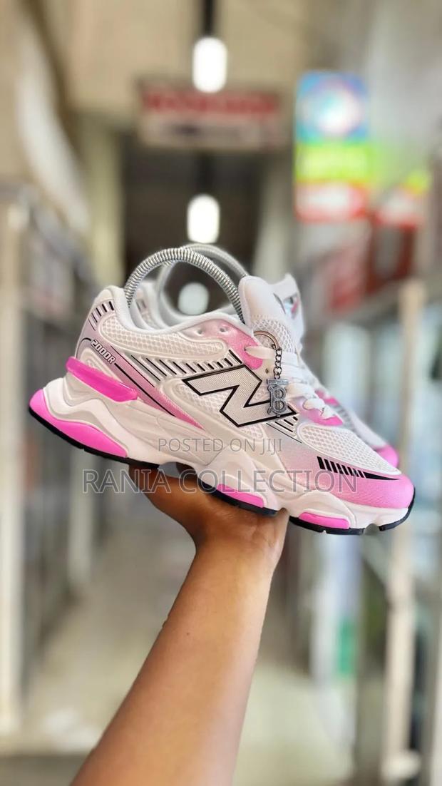Pink New Balance 2000r - thumbnail 3