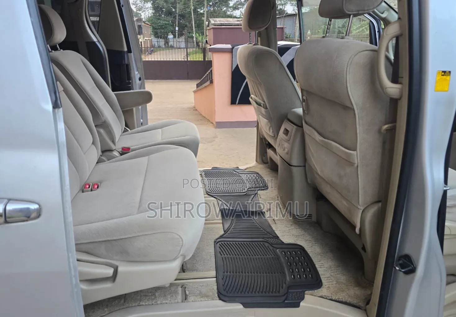 Toyota Alphard 2007 Silver