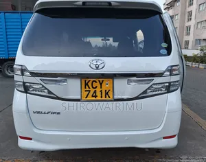 Toyota Alphard 2012 Off white