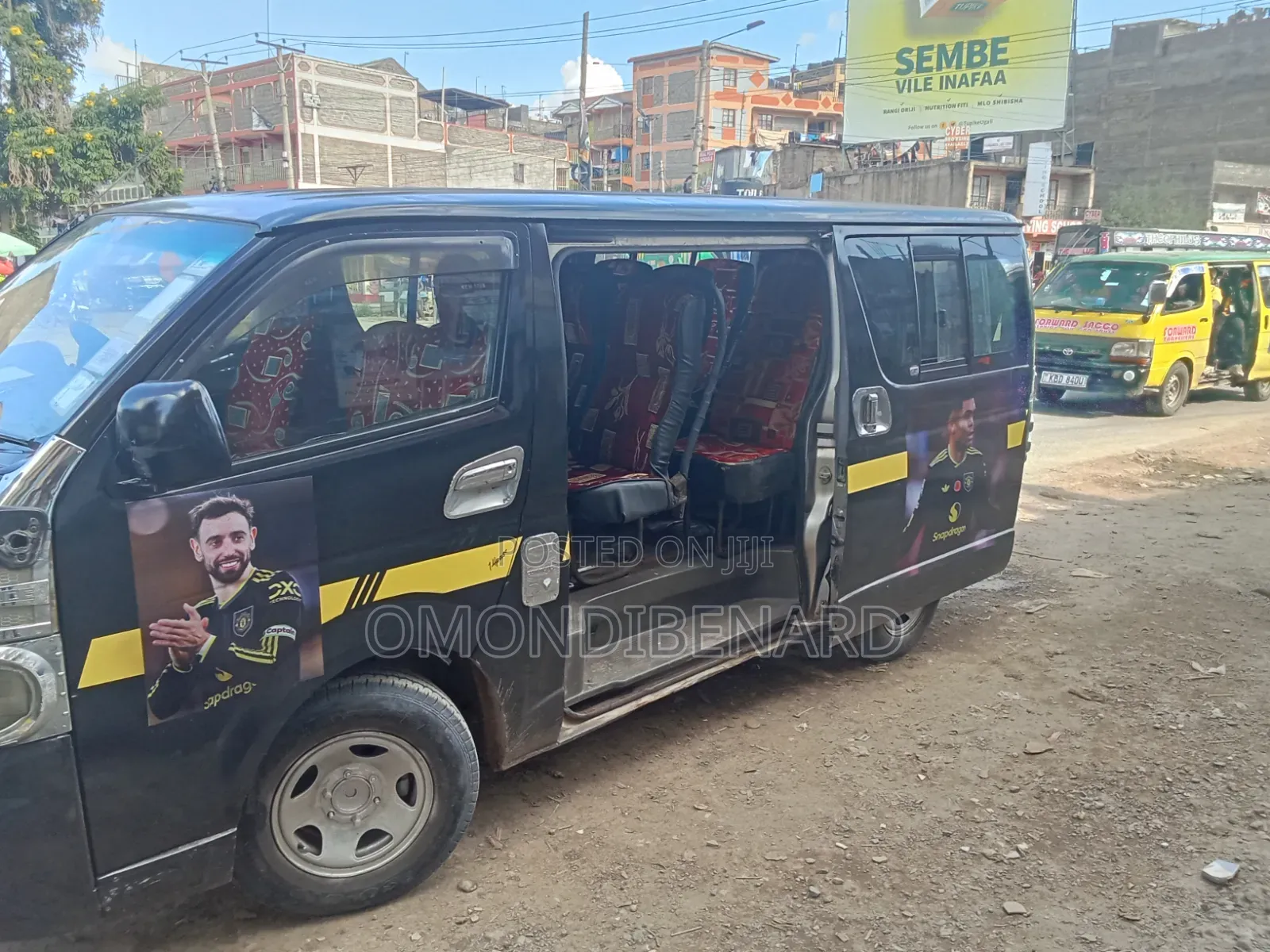 Toyota HiAce 2016 Black