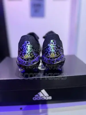 Predator Football Boots