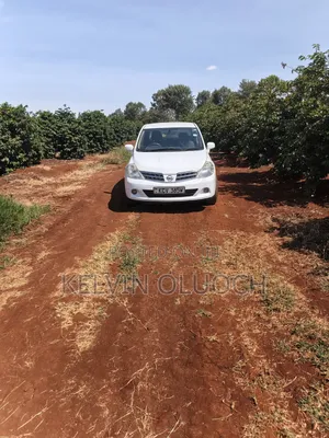 Nissan Tiida 2012 White