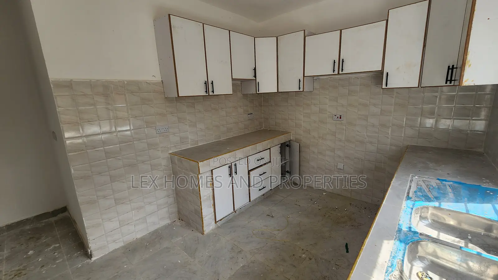 4bdrm Bungalow in Rimpa for sale