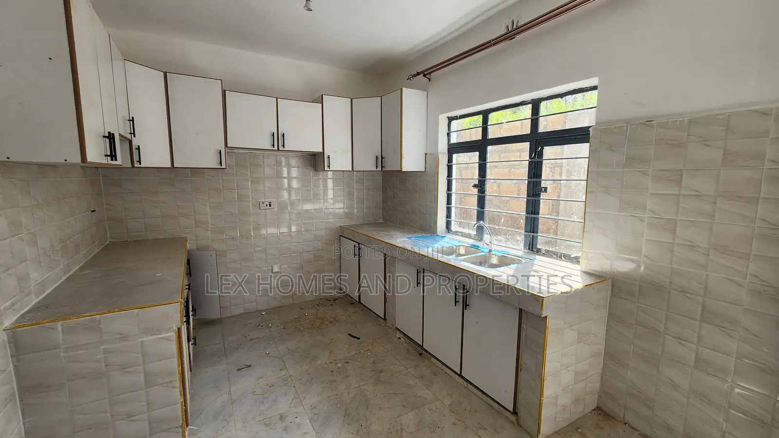 4bdrm Bungalow in Rimpa for sale
