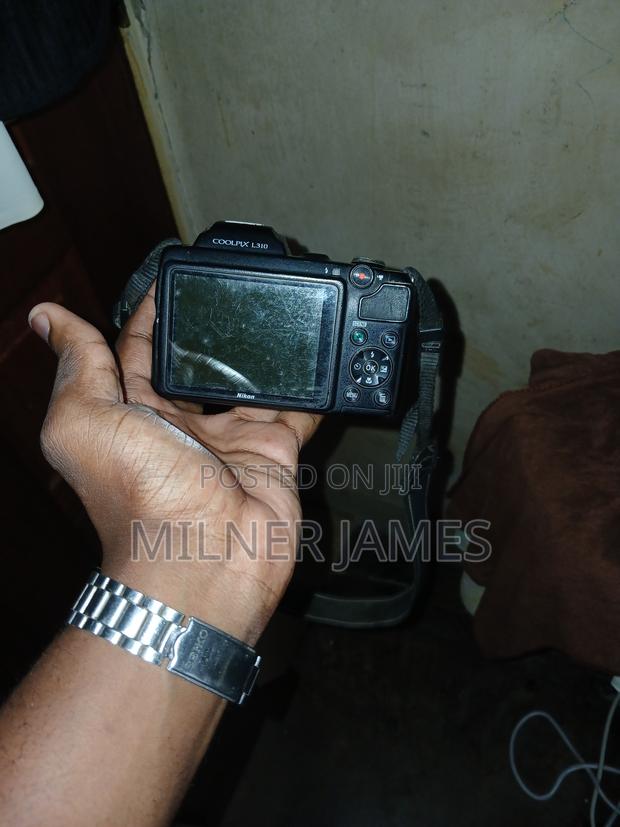 Nikon Coolpix - thumbnail 2