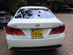 Toyota Crown 2014 White