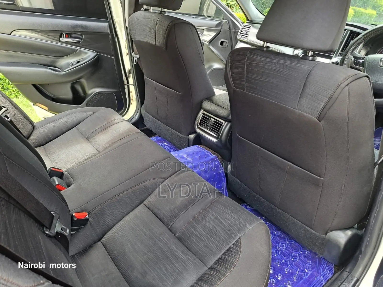 Toyota Crown 2014 White