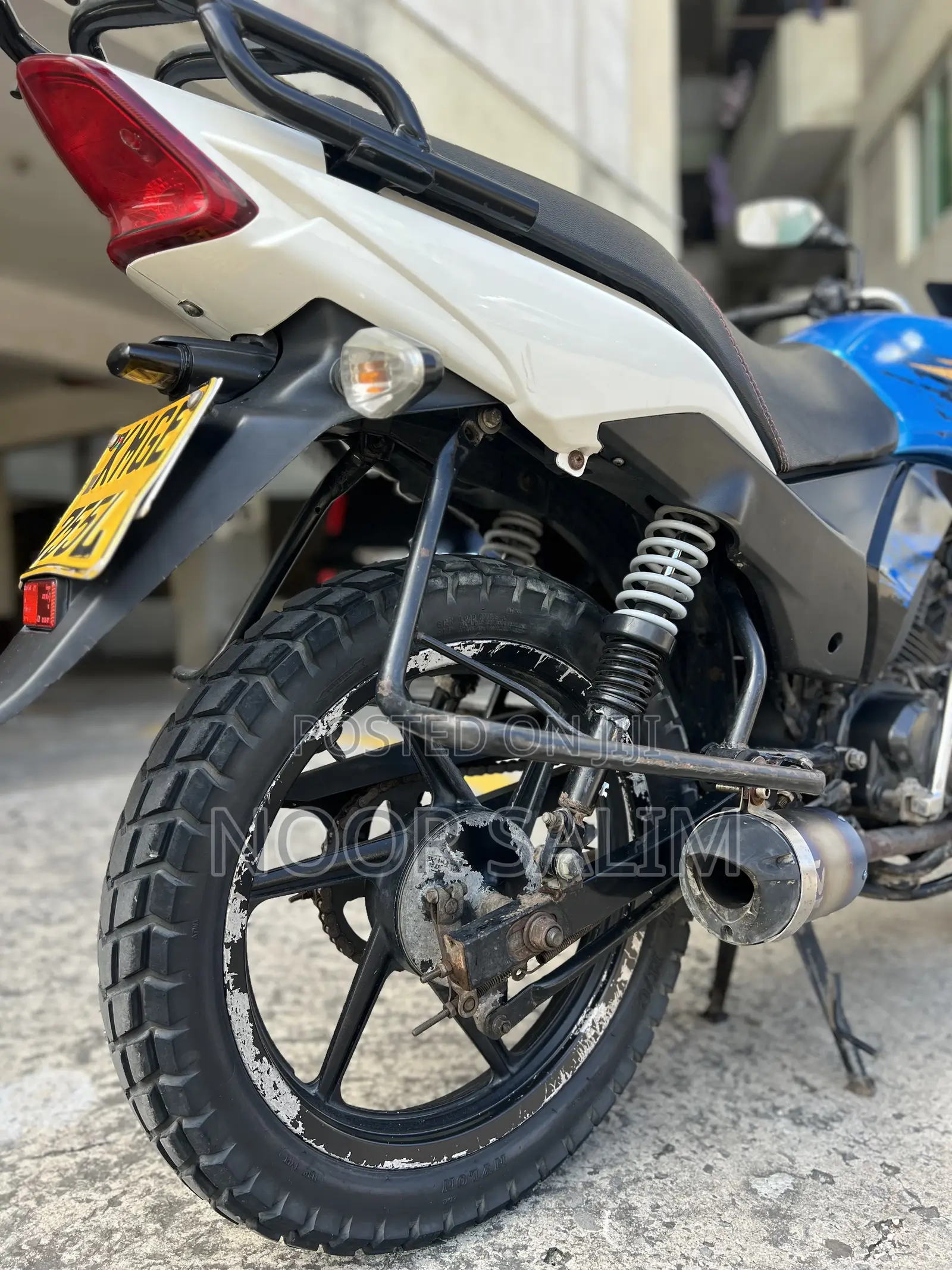 TVS 2022 Blue