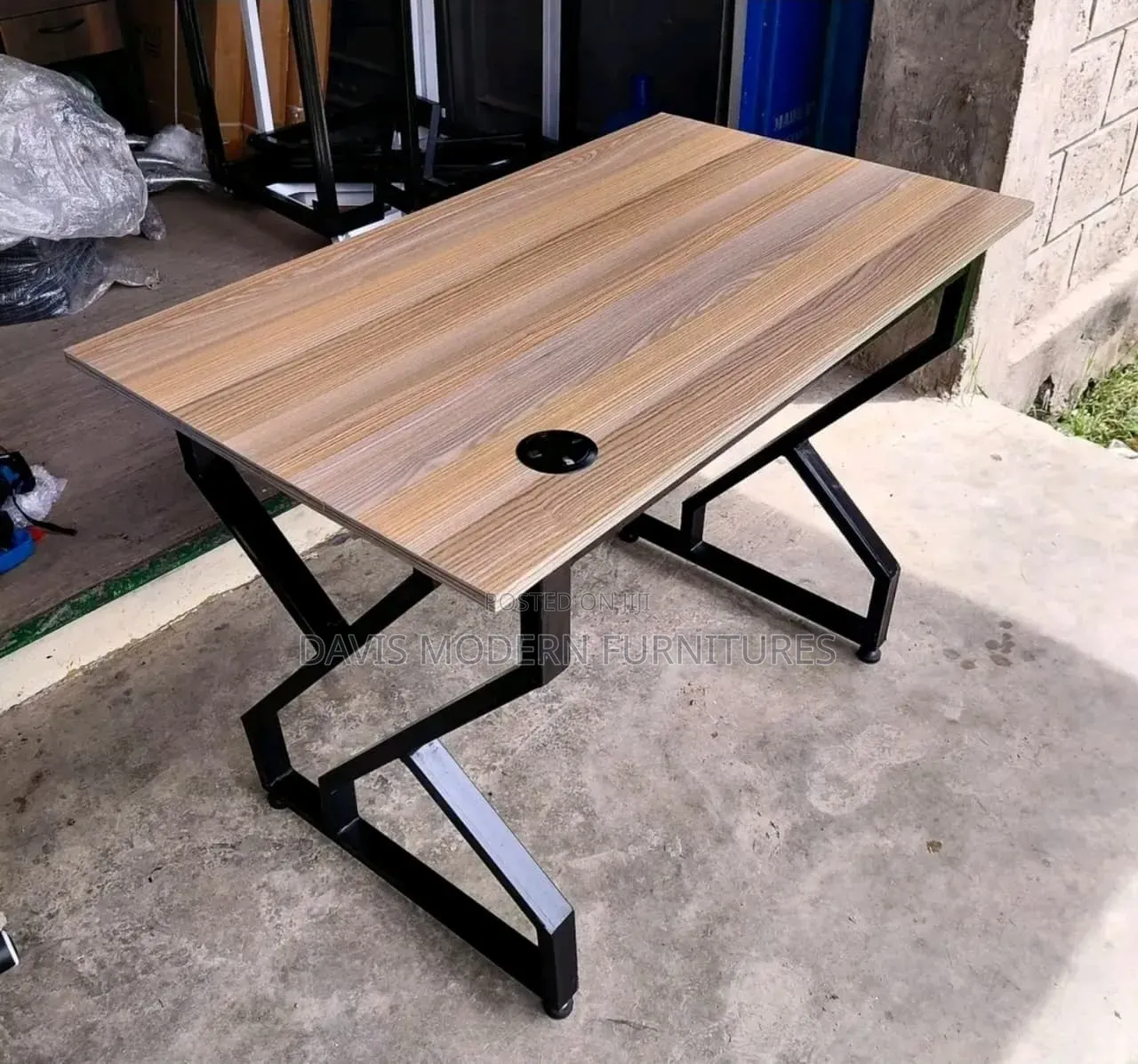 Black Geometric Wooden Grain Office Desk